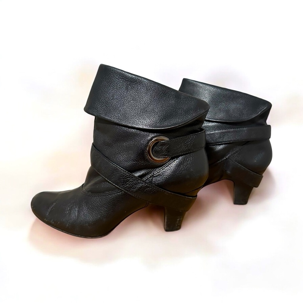 Report Black Boots for Women